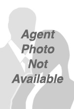 Real Estate Agent Jack Swaisgood and Nancy Nolf